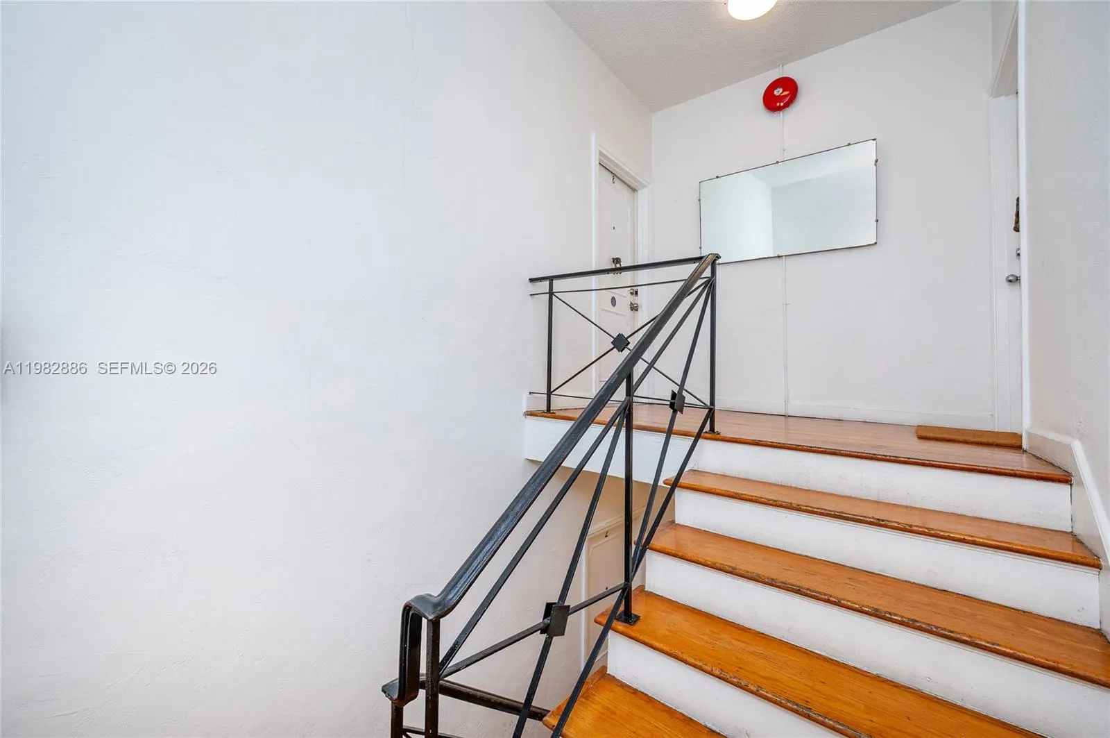 830 Euclid Ave 8, Miami Beach, Florida 33139, Miami Beach, Florida 33139, ,1 BathroomBathrooms,Residential Lease,For Rent,830 Euclid Ave 8, Miami Beach, Florida 33139,A11982886