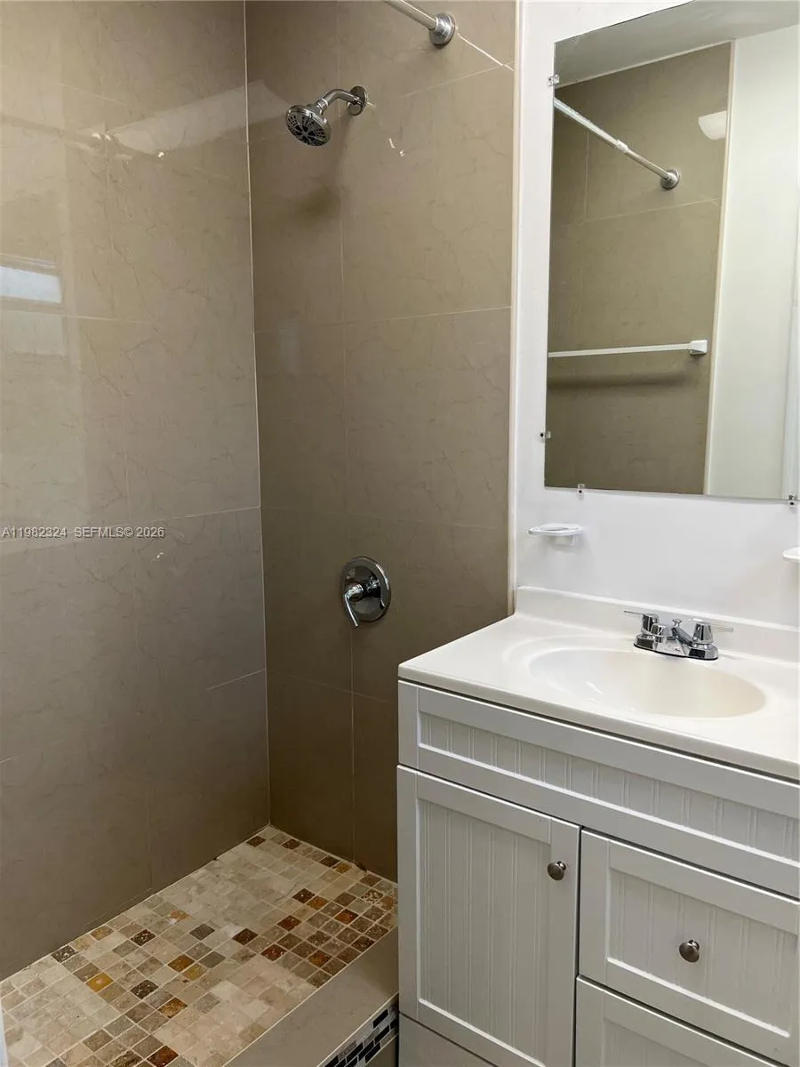1400 Ne 175th St, North Miami Beach, Florida 33162, North Miami Beach, Florida 33162, 3 Bedrooms Bedrooms, ,2 BathroomsBathrooms,Residential Lease,For Rent,1400 Ne 175th St, North Miami Beach, Florida 33162,A11982324