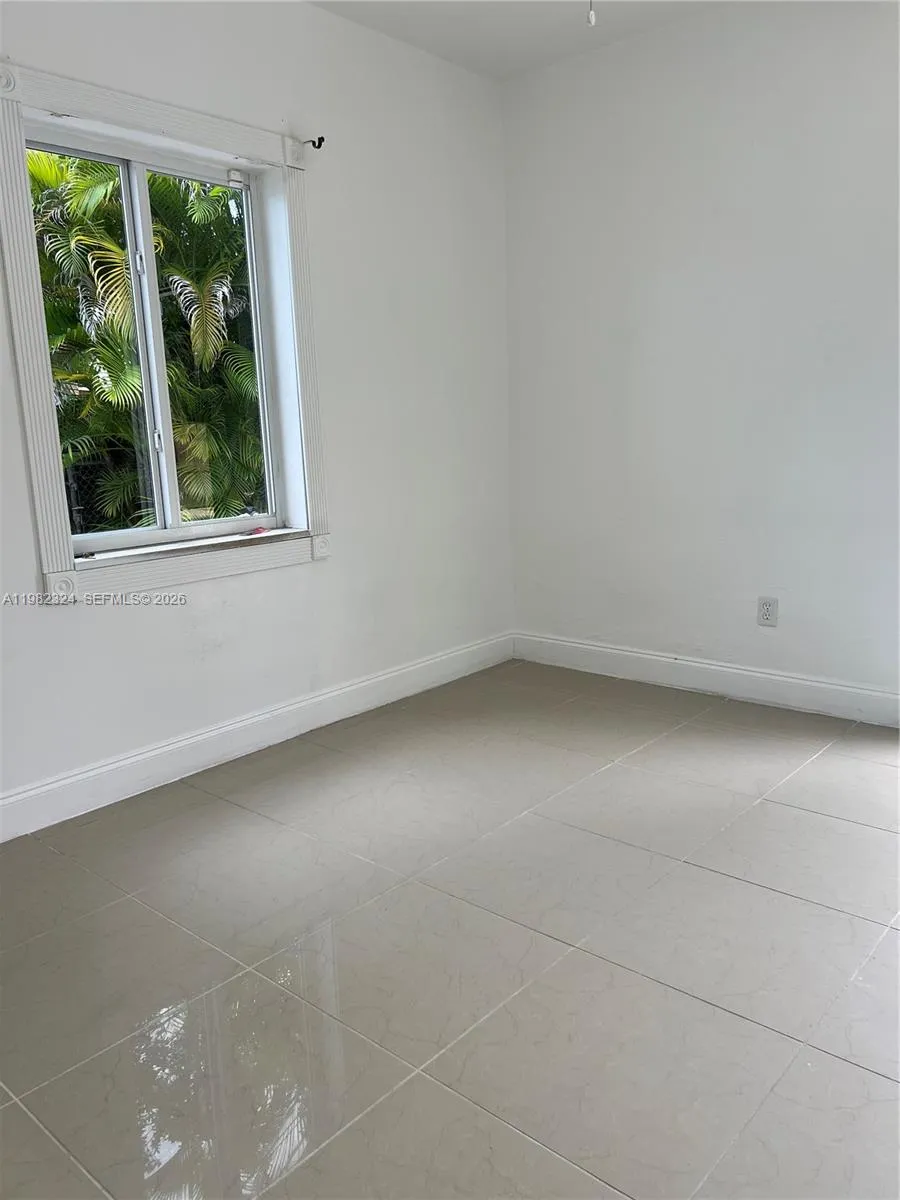 1400 Ne 175th St, North Miami Beach, Florida 33162, North Miami Beach, Florida 33162, 3 Bedrooms Bedrooms, ,2 BathroomsBathrooms,Residential Lease,For Rent,1400 Ne 175th St, North Miami Beach, Florida 33162,A11982324