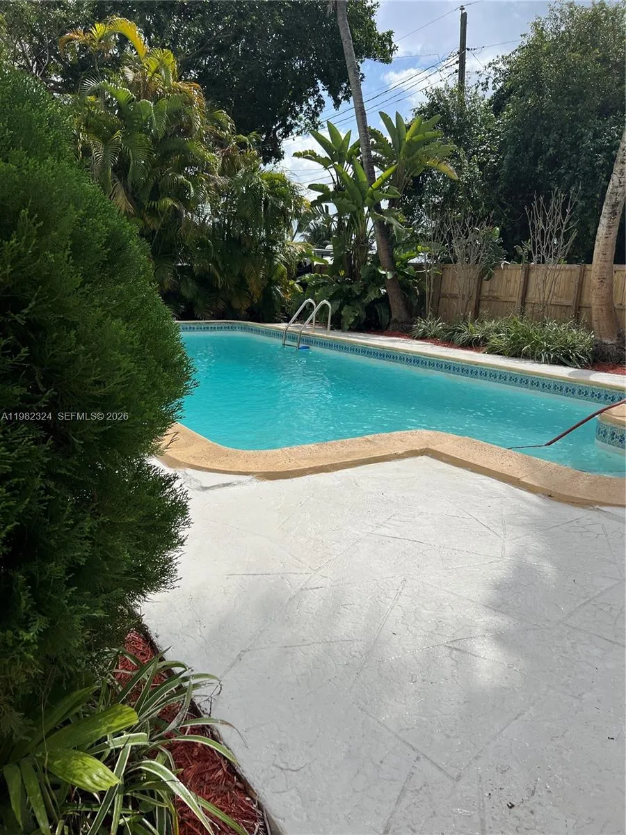 1400 Ne 175th St, North Miami Beach, Florida 33162, North Miami Beach, Florida 33162, 3 Bedrooms Bedrooms, ,2 BathroomsBathrooms,Residential Lease,For Rent,1400 Ne 175th St, North Miami Beach, Florida 33162,A11982324