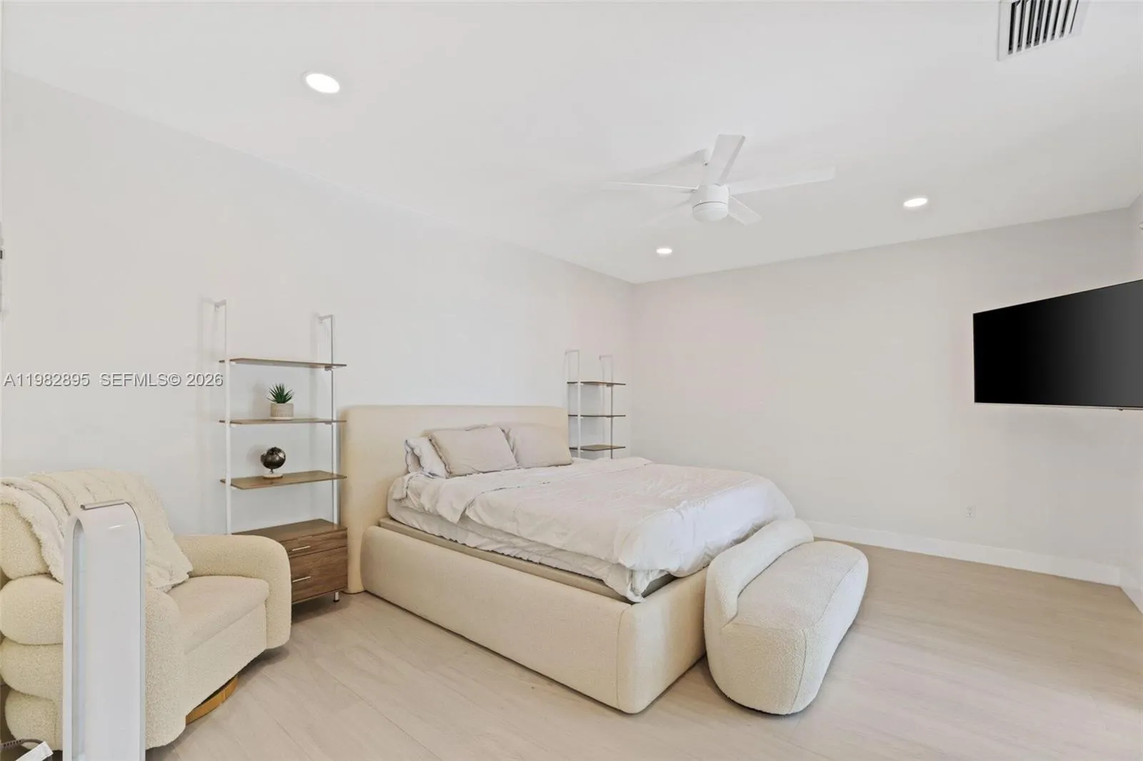 5830 Sw 51st Ter, Miami, Florida 33155, Miami, Florida 33155, 4 Bedrooms Bedrooms, 3 Rooms Rooms,3 BathroomsBathrooms,Residential,For Sale,5830 Sw 51st Ter, Miami, Florida 33155,A11982895