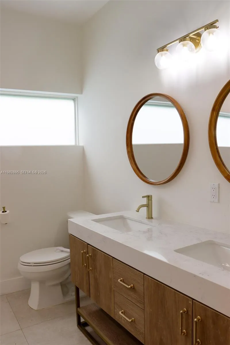 5830 Sw 51st Ter, Miami, Florida 33155, Miami, Florida 33155, 4 Bedrooms Bedrooms, 3 Rooms Rooms,3 BathroomsBathrooms,Residential,For Sale,5830 Sw 51st Ter, Miami, Florida 33155,A11982895