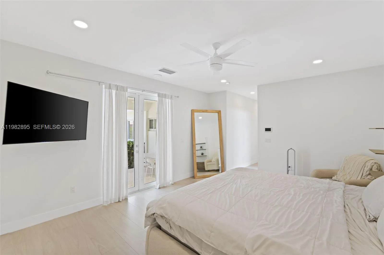 5830 Sw 51st Ter, Miami, Florida 33155, Miami, Florida 33155, 4 Bedrooms Bedrooms, 3 Rooms Rooms,3 BathroomsBathrooms,Residential,For Sale,5830 Sw 51st Ter, Miami, Florida 33155,A11982895