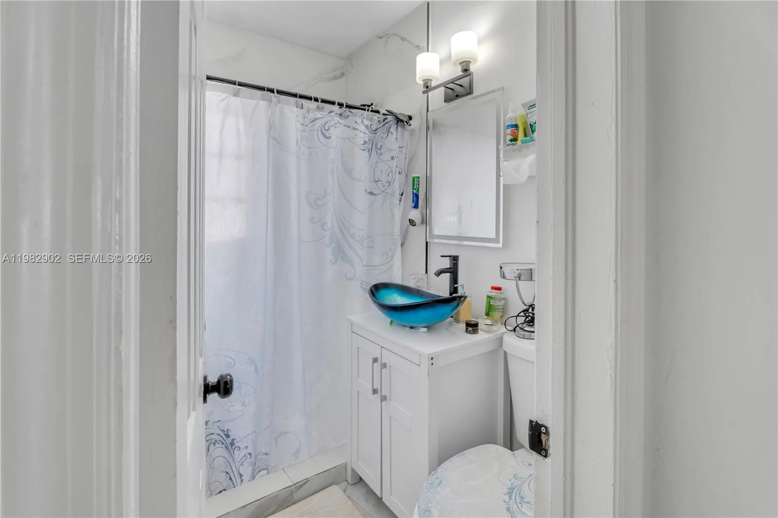 250 Nw 34th Ave, Miami, Florida 33125, Miami, Florida 33125, ,Residential Income,For Sale,250 Nw 34th Ave, Miami, Florida 33125,A11982902