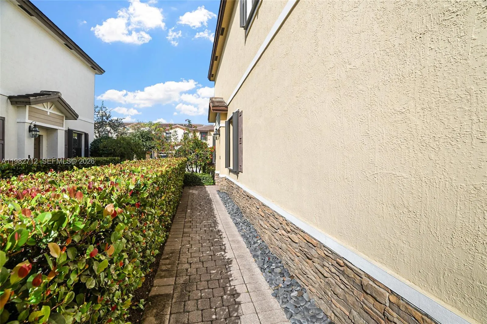 4665 Caspian Way, Davie, Florida 33314, Davie, Florida 33314, 3 Bedrooms Bedrooms, ,2 BathroomsBathrooms,Residential,For Sale,4665 Caspian Way, Davie, Florida 33314,A11982712