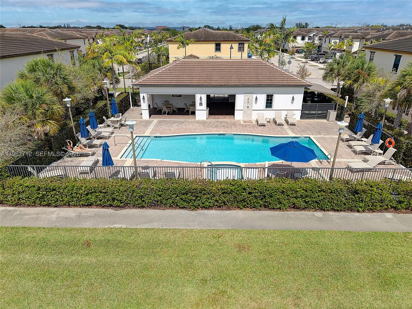 4665 Caspian Way, Davie, Florida 33314, Davie, Florida 33314, 3 Bedrooms Bedrooms, ,2 BathroomsBathrooms,Residential,For Sale,4665 Caspian Way, Davie, Florida 33314,A11982712