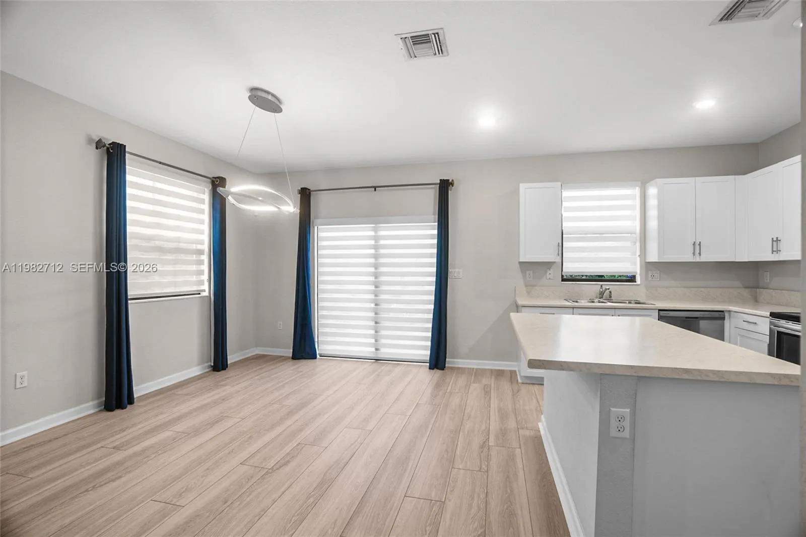 4665 Caspian Way, Davie, Florida 33314, Davie, Florida 33314, 3 Bedrooms Bedrooms, ,2 BathroomsBathrooms,Residential,For Sale,4665 Caspian Way, Davie, Florida 33314,A11982712