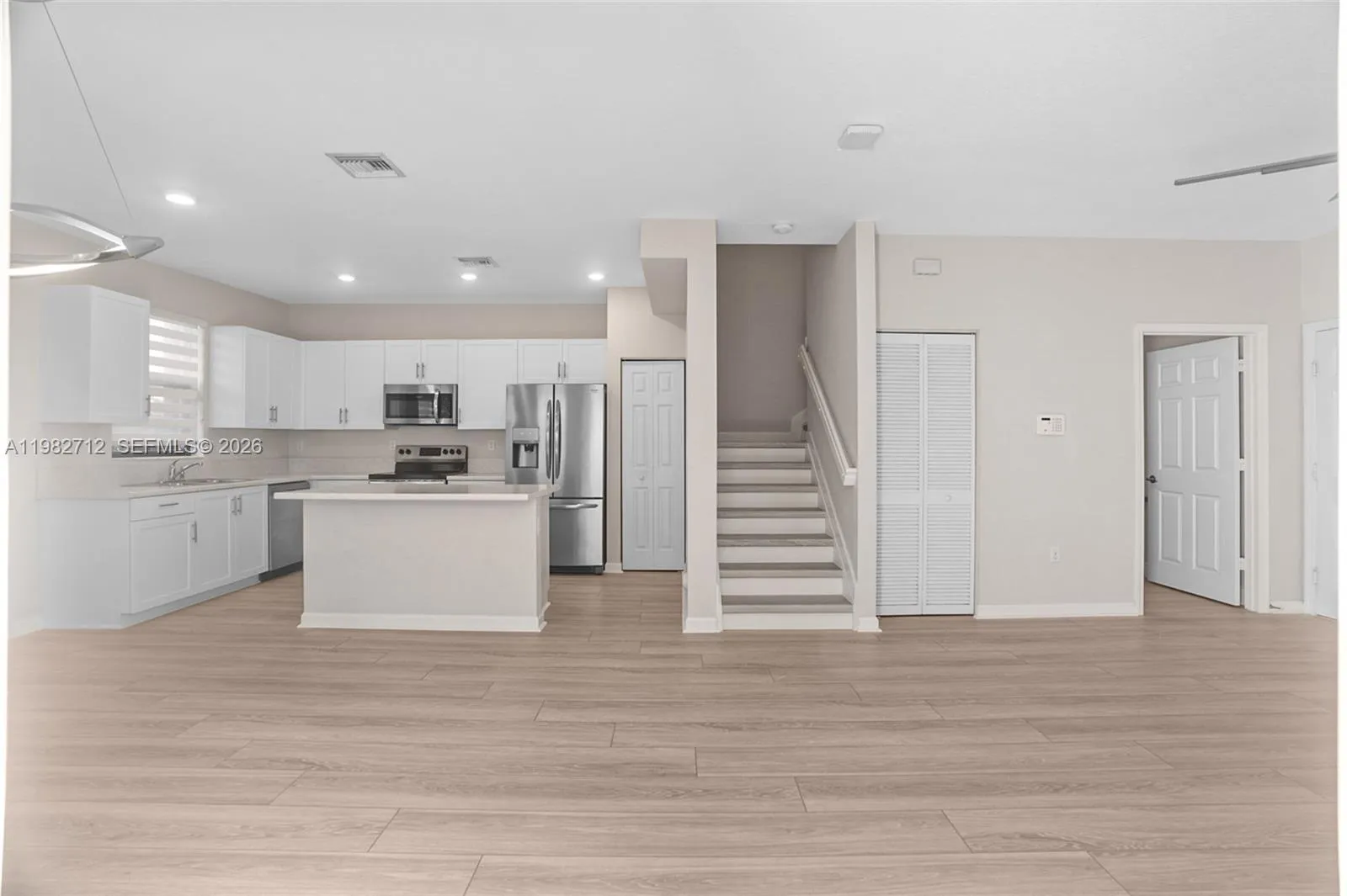 4665 Caspian Way, Davie, Florida 33314, Davie, Florida 33314, 3 Bedrooms Bedrooms, ,2 BathroomsBathrooms,Residential,For Sale,4665 Caspian Way, Davie, Florida 33314,A11982712
