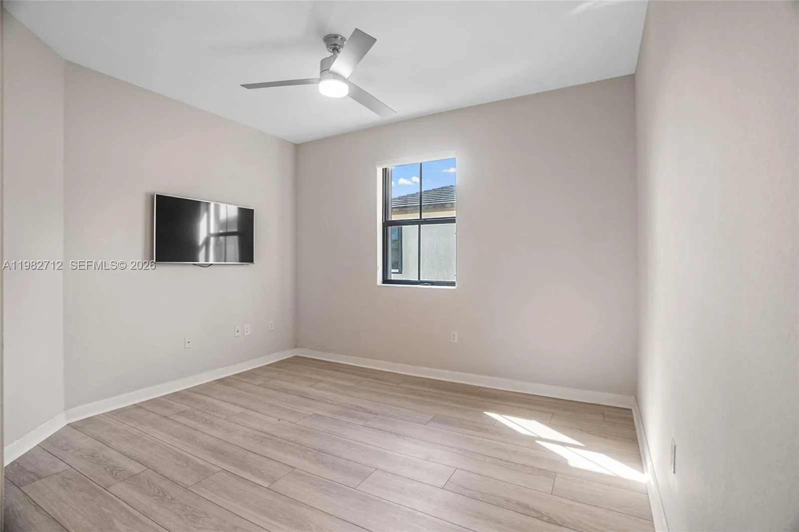 4665 Caspian Way, Davie, Florida 33314, Davie, Florida 33314, 3 Bedrooms Bedrooms, ,2 BathroomsBathrooms,Residential,For Sale,4665 Caspian Way, Davie, Florida 33314,A11982712