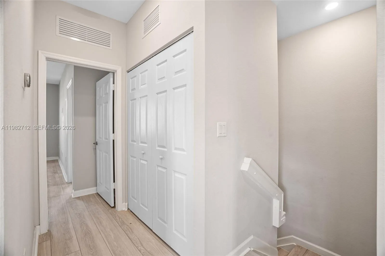 4665 Caspian Way, Davie, Florida 33314, Davie, Florida 33314, 3 Bedrooms Bedrooms, ,2 BathroomsBathrooms,Residential,For Sale,4665 Caspian Way, Davie, Florida 33314,A11982712