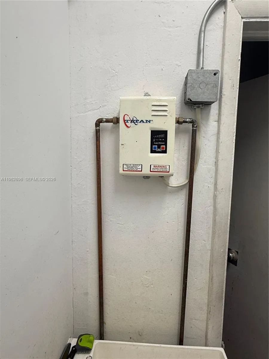 854 Ali Baba Ave, Opa Locka, Florida 33054, Opa Locka, Florida 33054, ,Business Opportunity,For Sale,854 Ali Baba Ave, Opa Locka, Florida 33054,A11982896