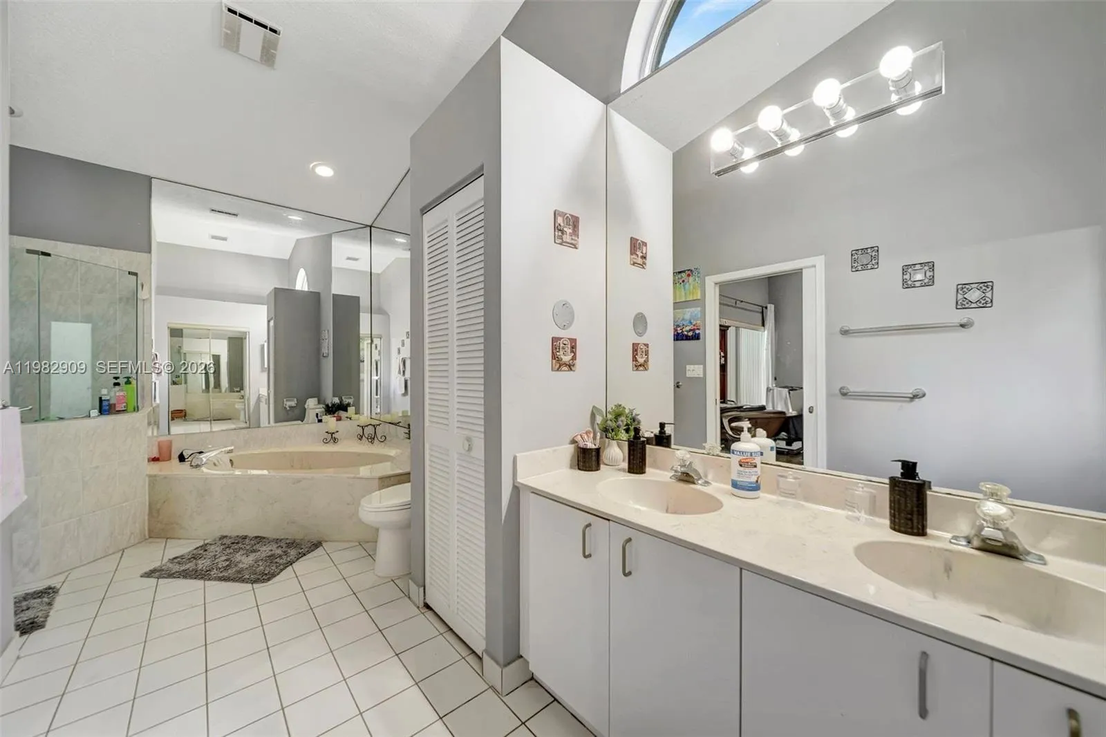 106 Sw 85th Ter, Coral Springs, Florida 33071, Coral Springs, Florida 33071, 4 Bedrooms Bedrooms, ,2 BathroomsBathrooms,Residential,For Sale,106 Sw 85th Ter, Coral Springs, Florida 33071,A11982909