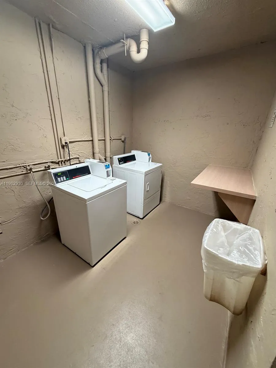 7845 Camino Real #o-213, Miami, Florida 33143, Miami, Florida 33143, 1 Bedroom Bedrooms, ,1 BathroomBathrooms,Residential Lease,For Rent,7845 Camino Real #o-213, Miami, Florida 33143,A11982930