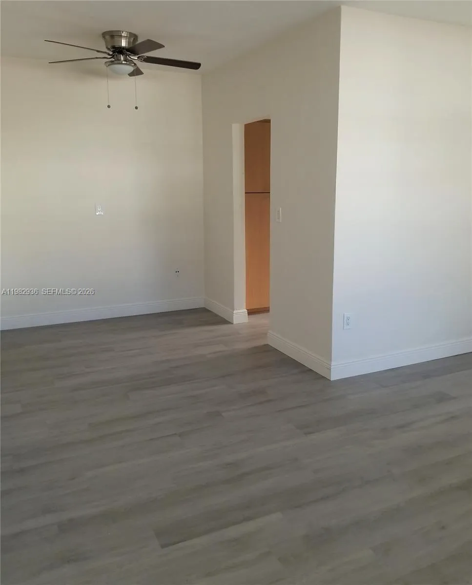 7510 Carlyle Ave 1, Miami Beach, Florida 33141, Miami Beach, Florida 33141, 1 Bedroom Bedrooms, ,1 BathroomBathrooms,Residential Lease,For Rent,7510 Carlyle Ave 1, Miami Beach, Florida 33141,A11982936