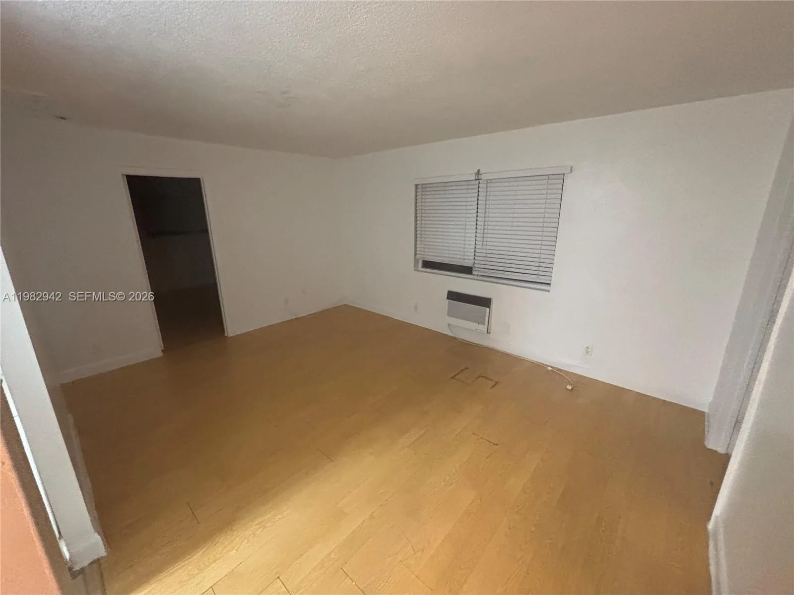 300 Sw 4th Ct 9, Fort Lauderdale, Florida 33315, Fort Lauderdale, Florida 33315, 12 Bedrooms Bedrooms, ,1 BathroomBathrooms,Residential Lease,For Rent,300 Sw 4th Ct 9, Fort Lauderdale, Florida 33315,A11982942