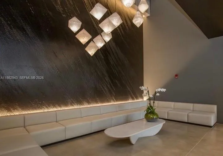 151 Se 1 St Ph 10, Miami, Florida 33131, Miami, Florida 33131, 1 Bedroom Bedrooms, ,1 BathroomBathrooms,Residential Lease,For Rent,151 Se 1 St Ph 10, Miami, Florida 33131,A11982943