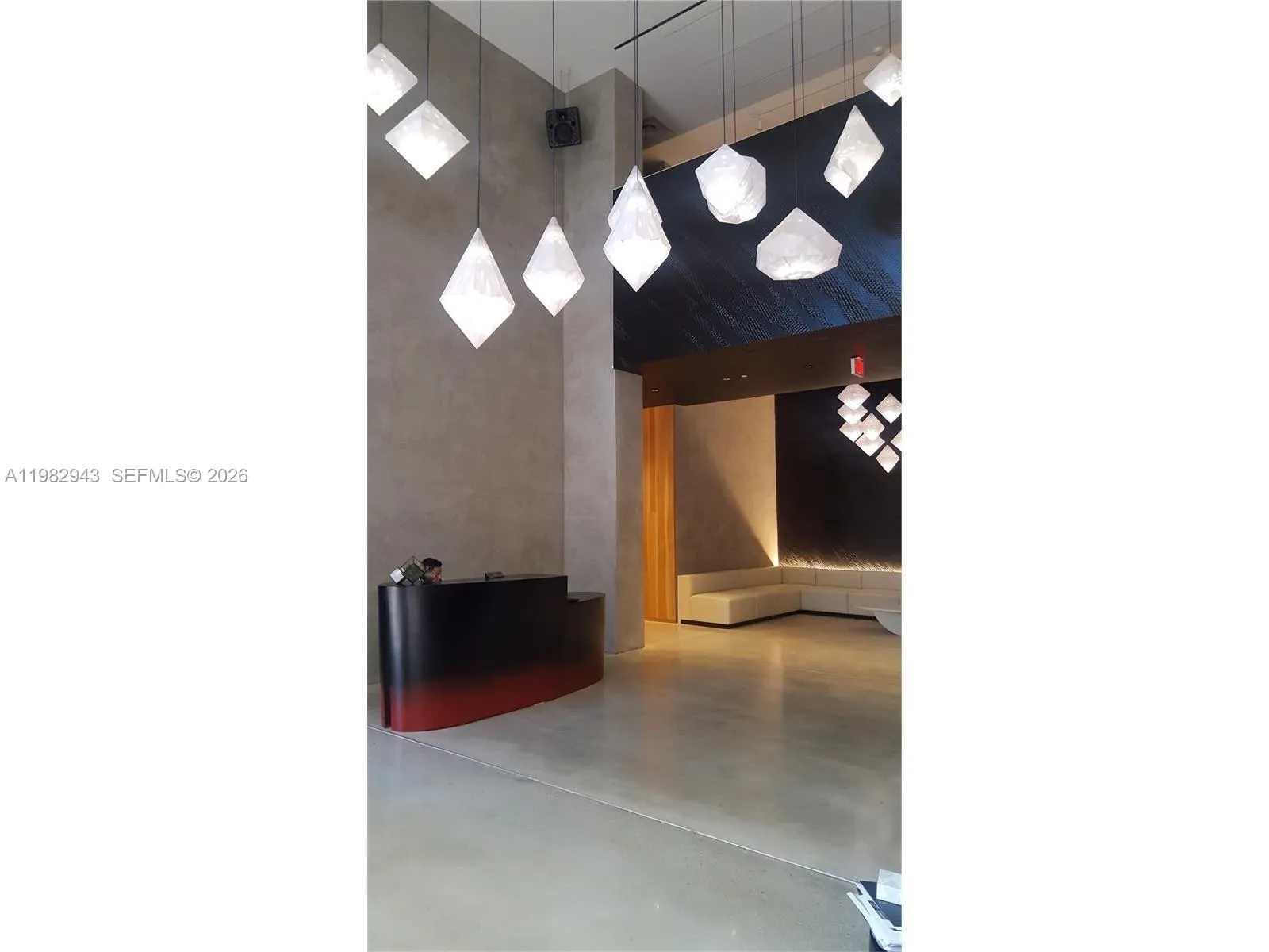 151 Se 1 St Ph 10, Miami, Florida 33131, Miami, Florida 33131, 1 Bedroom Bedrooms, ,1 BathroomBathrooms,Residential Lease,For Rent,151 Se 1 St Ph 10, Miami, Florida 33131,A11982943