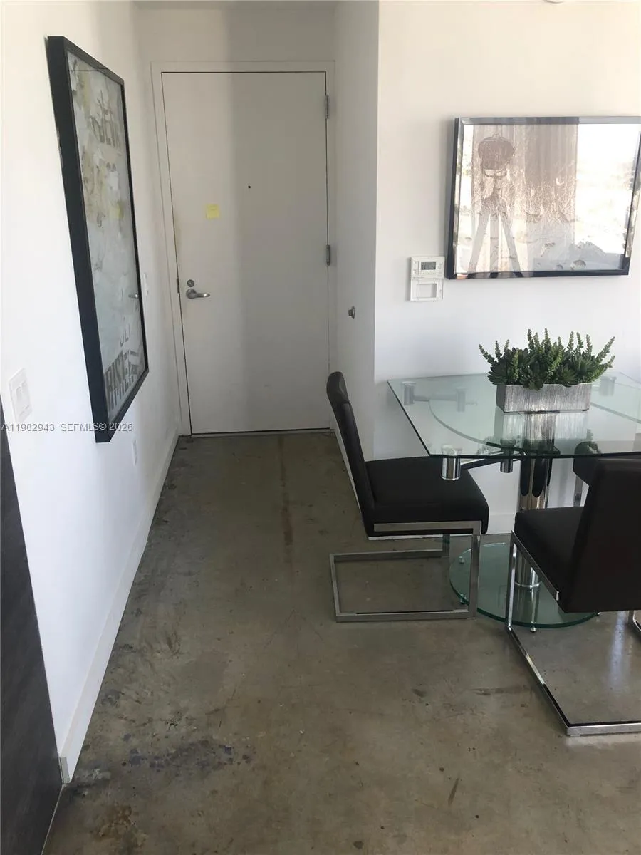 151 Se 1 St Ph 10, Miami, Florida 33131, Miami, Florida 33131, 1 Bedroom Bedrooms, ,1 BathroomBathrooms,Residential Lease,For Rent,151 Se 1 St Ph 10, Miami, Florida 33131,A11982943