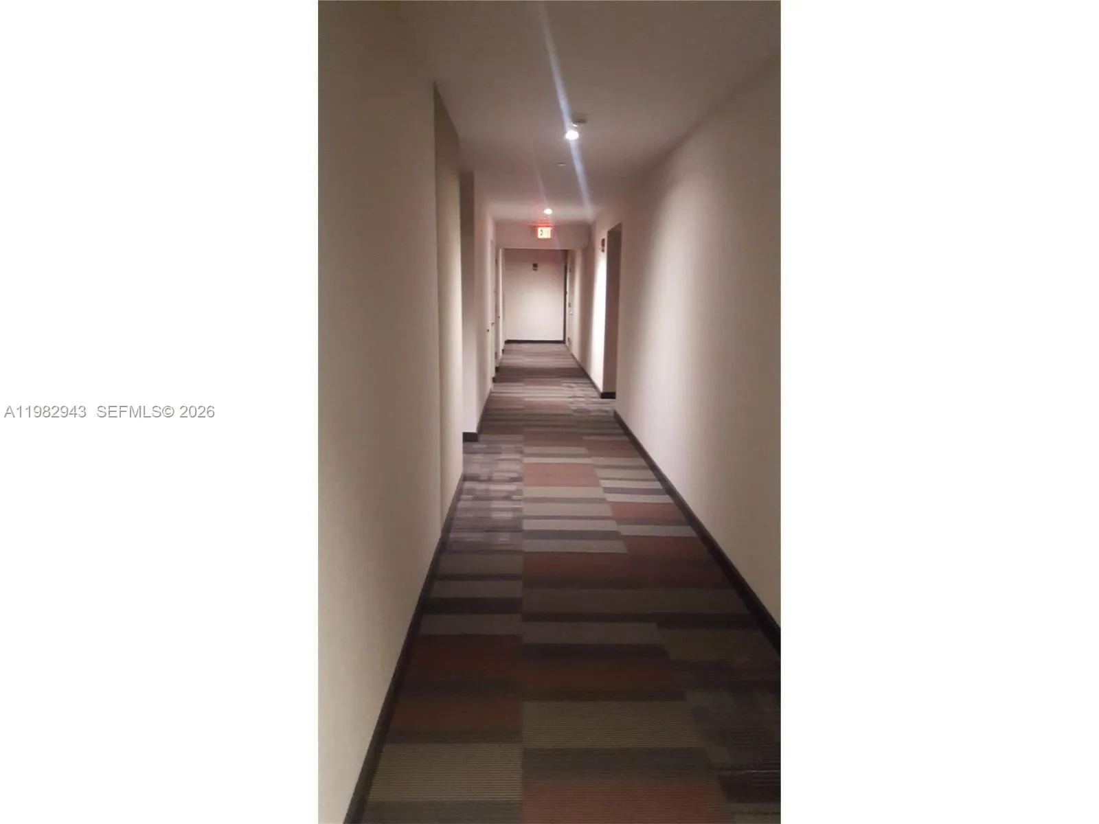 151 Se 1 St Ph 10, Miami, Florida 33131, Miami, Florida 33131, 1 Bedroom Bedrooms, ,1 BathroomBathrooms,Residential Lease,For Rent,151 Se 1 St Ph 10, Miami, Florida 33131,A11982943