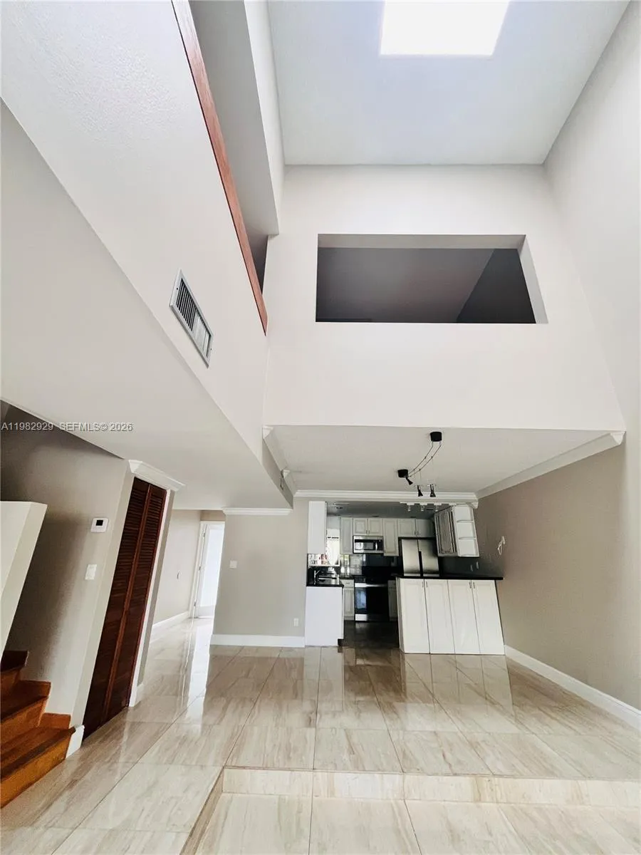 253 Poinciana Dr 603, Sunny Isles Beach, Florida 3, Sunny Isles Beach, Florida 33160, 3 Bedrooms Bedrooms, ,2 BathroomsBathrooms,Residential Lease,For Rent,253 Poinciana Dr 603, Sunny Isles Beach, Florida 3,A11982929