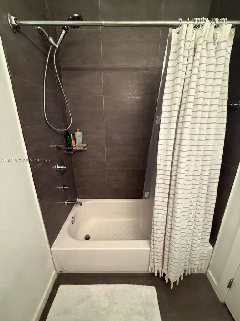 901 Meridian Ave 201, Miami Beach, Florida 33139, Miami Beach, Florida 33139, 1 Bedroom Bedrooms, ,1 BathroomBathrooms,Residential Lease,For Rent,901 Meridian Ave 201, Miami Beach, Florida 33139,A11982947