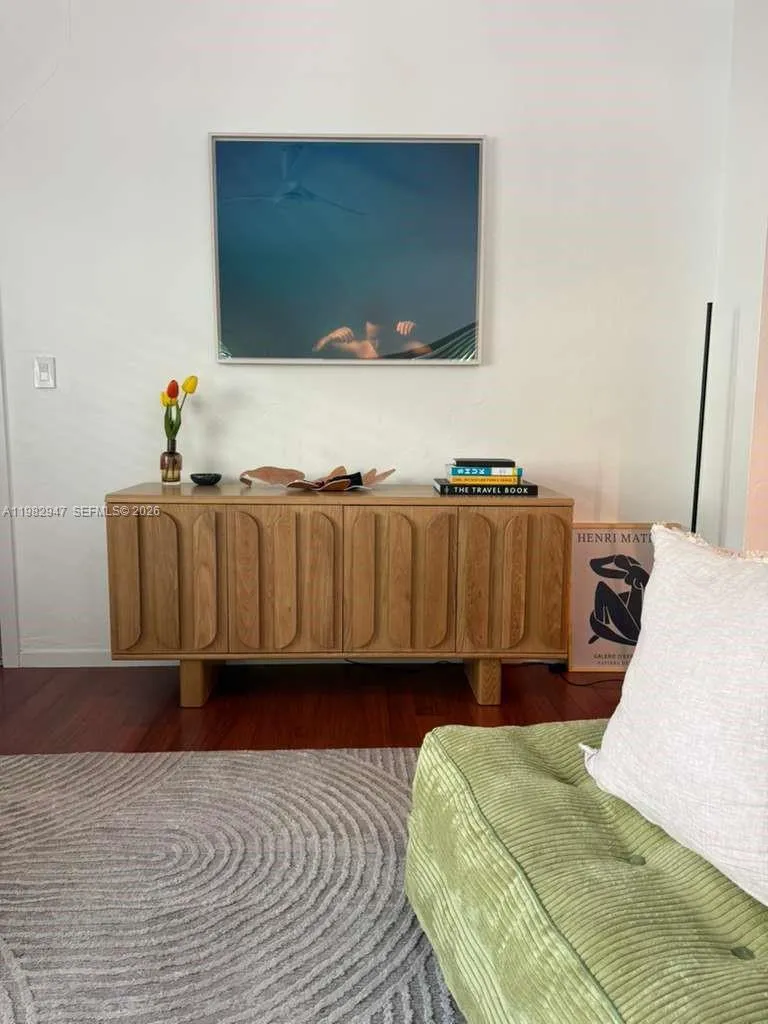 901 Meridian Ave 201, Miami Beach, Florida 33139, Miami Beach, Florida 33139, 1 Bedroom Bedrooms, ,1 BathroomBathrooms,Residential Lease,For Rent,901 Meridian Ave 201, Miami Beach, Florida 33139,A11982947