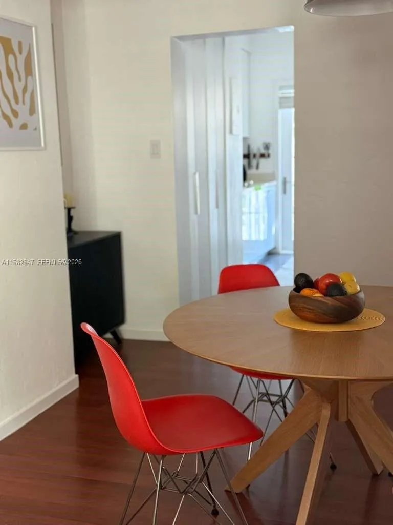 901 Meridian Ave 201, Miami Beach, Florida 33139, Miami Beach, Florida 33139, 1 Bedroom Bedrooms, ,1 BathroomBathrooms,Residential Lease,For Rent,901 Meridian Ave 201, Miami Beach, Florida 33139,A11982947