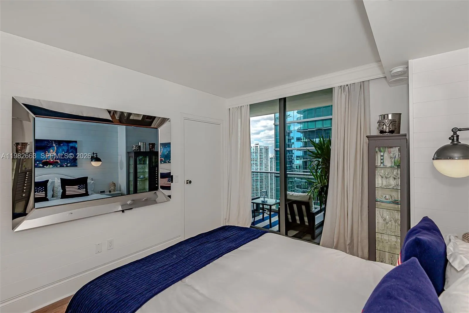 801 S Miami Ave 4508, Miami, Florida 33130, Miami, Florida 33130, 3 Bedrooms Bedrooms, ,4 BathroomsBathrooms,Residential,For Sale,801 S Miami Ave 4508, Miami, Florida 33130,A11982663