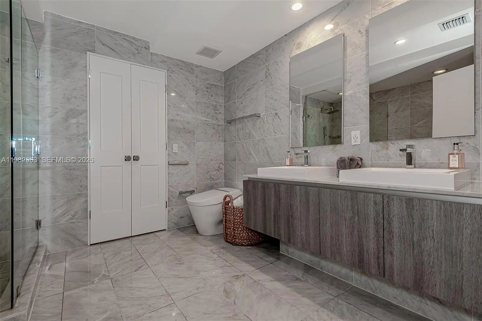 801 S Miami Ave 4508, Miami, Florida 33130, Miami, Florida 33130, 3 Bedrooms Bedrooms, ,4 BathroomsBathrooms,Residential,For Sale,801 S Miami Ave 4508, Miami, Florida 33130,A11982663