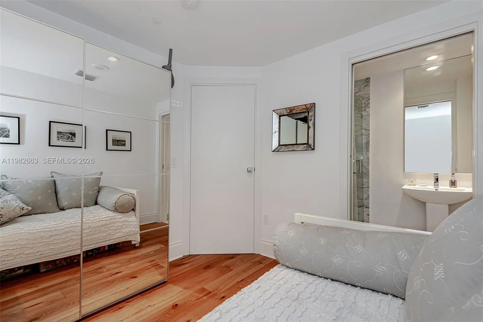 801 S Miami Ave 4508, Miami, Florida 33130, Miami, Florida 33130, 3 Bedrooms Bedrooms, ,4 BathroomsBathrooms,Residential,For Sale,801 S Miami Ave 4508, Miami, Florida 33130,A11982663