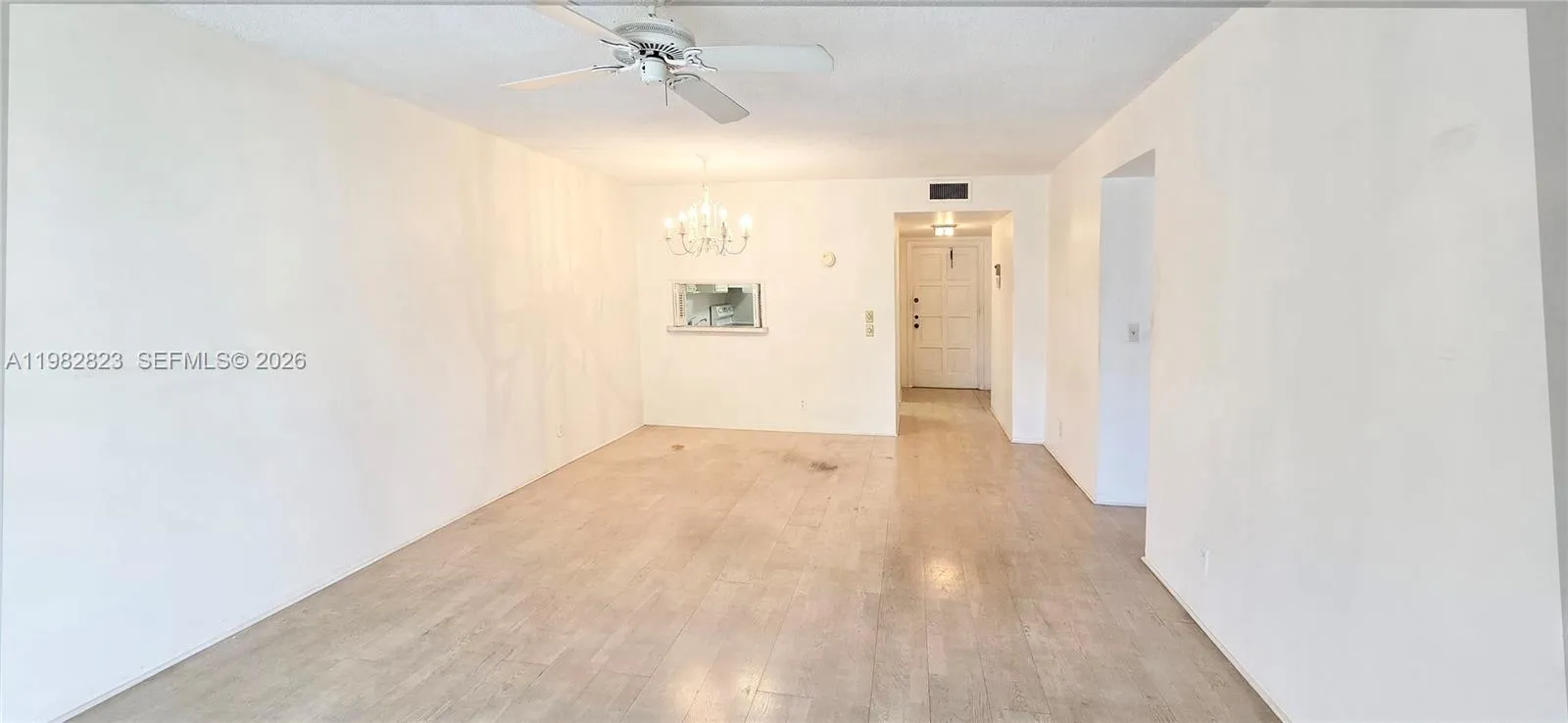 1201 Hillcrest Ct 302, Hollywood, Florida 33021, Hollywood, Florida 33021, 2 Bedrooms Bedrooms, ,2 BathroomsBathrooms,Residential,For Sale,1201 Hillcrest Ct 302, Hollywood, Florida 33021,A11982823