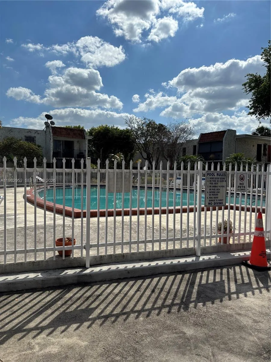 8701 Sw 141st St M3, Palmetto Bay, Florida 33176, Palmetto Bay, Florida 33176, 1 Bedroom Bedrooms, ,1 BathroomBathrooms,Residential Lease,For Rent,8701 Sw 141st St M3, Palmetto Bay, Florida 33176,A11982952