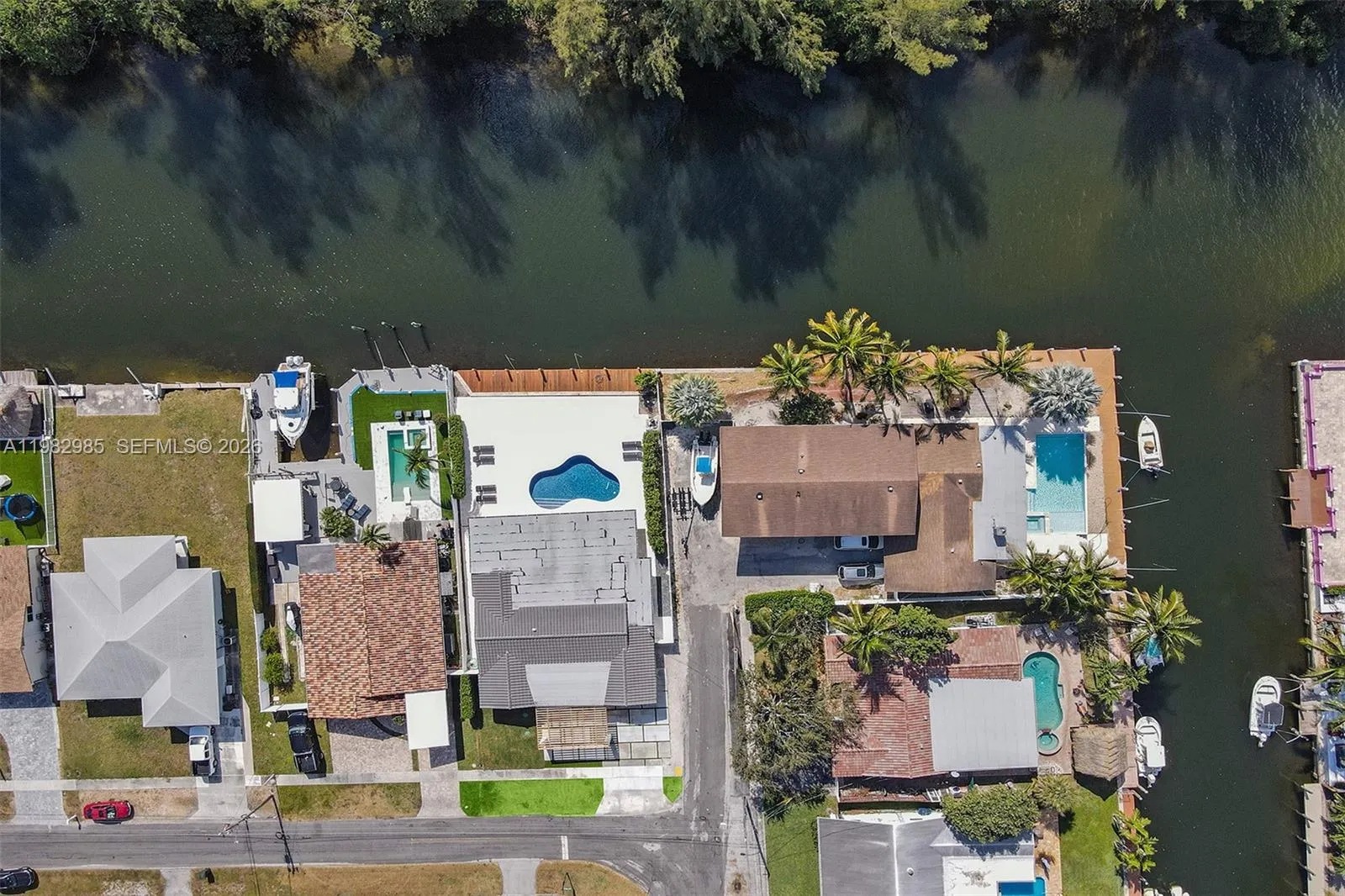 915 Nw 7th St, Dania Beach, Florida 33004, Dania Beach, Florida 33004, 4 Bedrooms Bedrooms, ,3 BathroomsBathrooms,Residential Lease,For Rent,915 Nw 7th St, Dania Beach, Florida 33004,A11982985