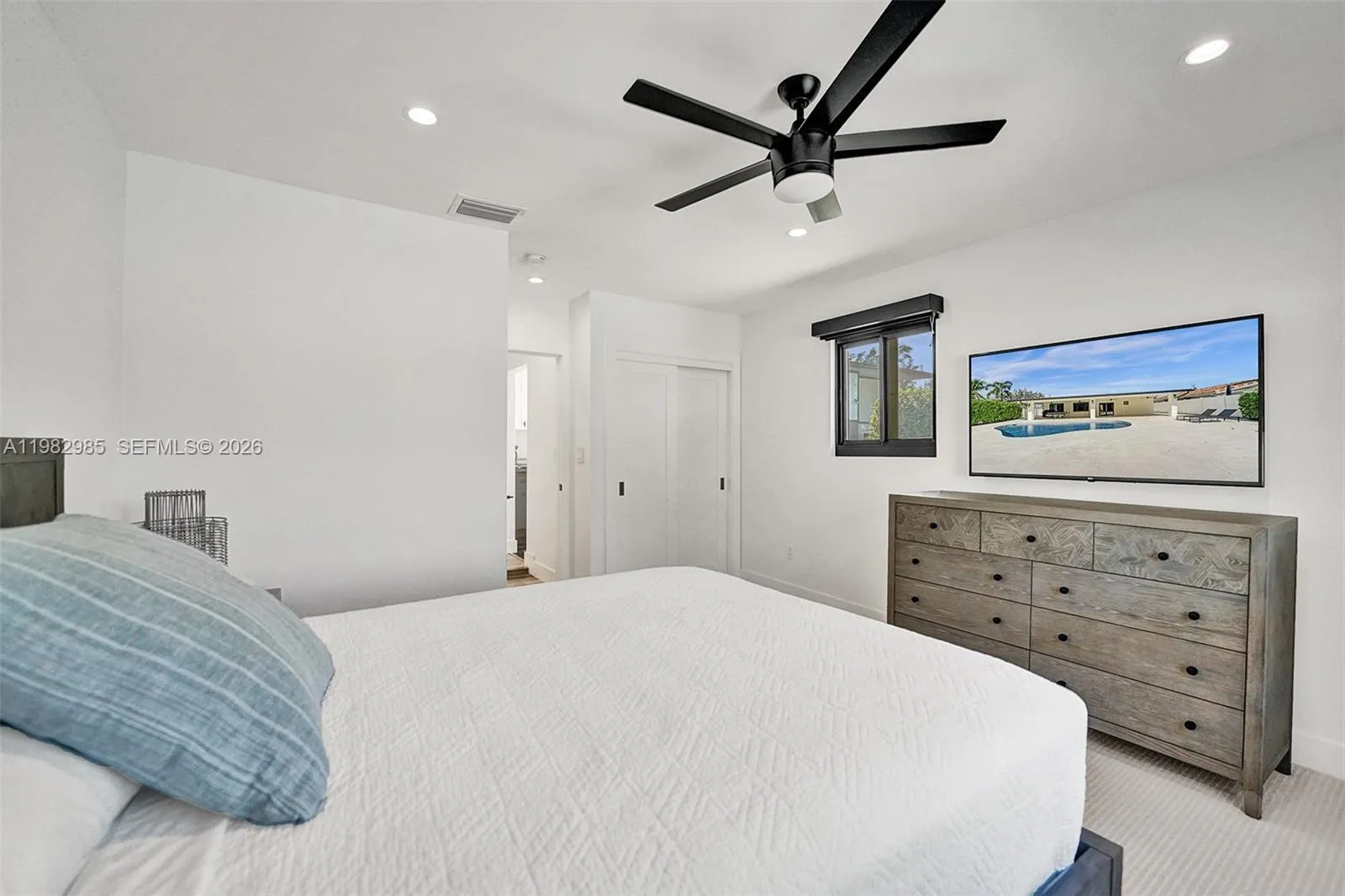 915 Nw 7th St, Dania Beach, Florida 33004, Dania Beach, Florida 33004, 4 Bedrooms Bedrooms, ,3 BathroomsBathrooms,Residential Lease,For Rent,915 Nw 7th St, Dania Beach, Florida 33004,A11982985