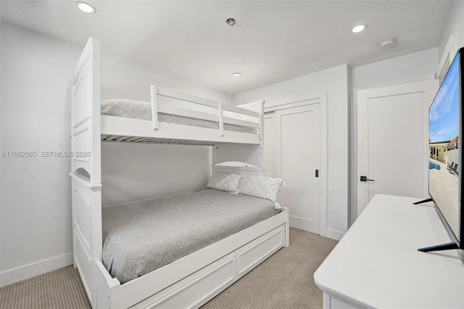 915 Nw 7th St, Dania Beach, Florida 33004, Dania Beach, Florida 33004, 4 Bedrooms Bedrooms, ,3 BathroomsBathrooms,Residential Lease,For Rent,915 Nw 7th St, Dania Beach, Florida 33004,A11982985