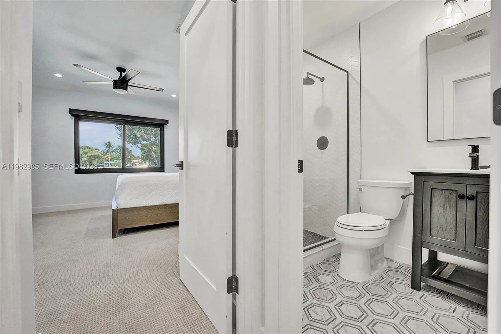 915 Nw 7th St, Dania Beach, Florida 33004, Dania Beach, Florida 33004, 4 Bedrooms Bedrooms, ,3 BathroomsBathrooms,Residential Lease,For Rent,915 Nw 7th St, Dania Beach, Florida 33004,A11982985