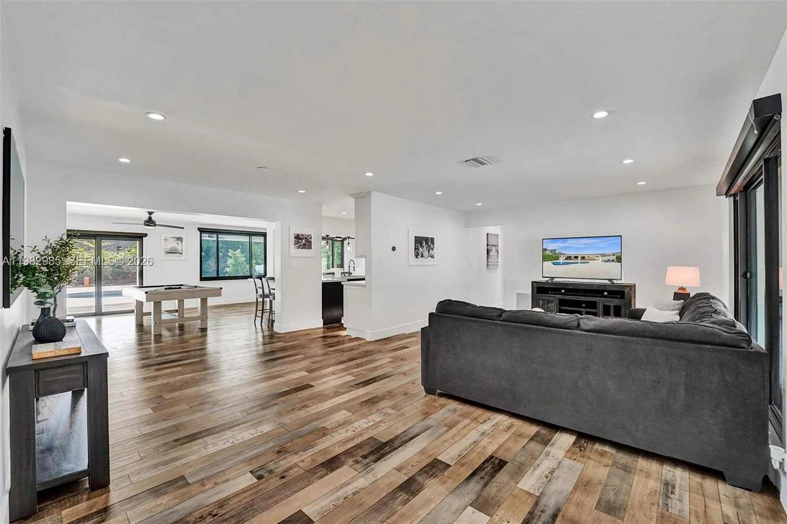 915 Nw 7th St, Dania Beach, Florida 33004, Dania Beach, Florida 33004, 4 Bedrooms Bedrooms, ,3 BathroomsBathrooms,Residential Lease,For Rent,915 Nw 7th St, Dania Beach, Florida 33004,A11982985