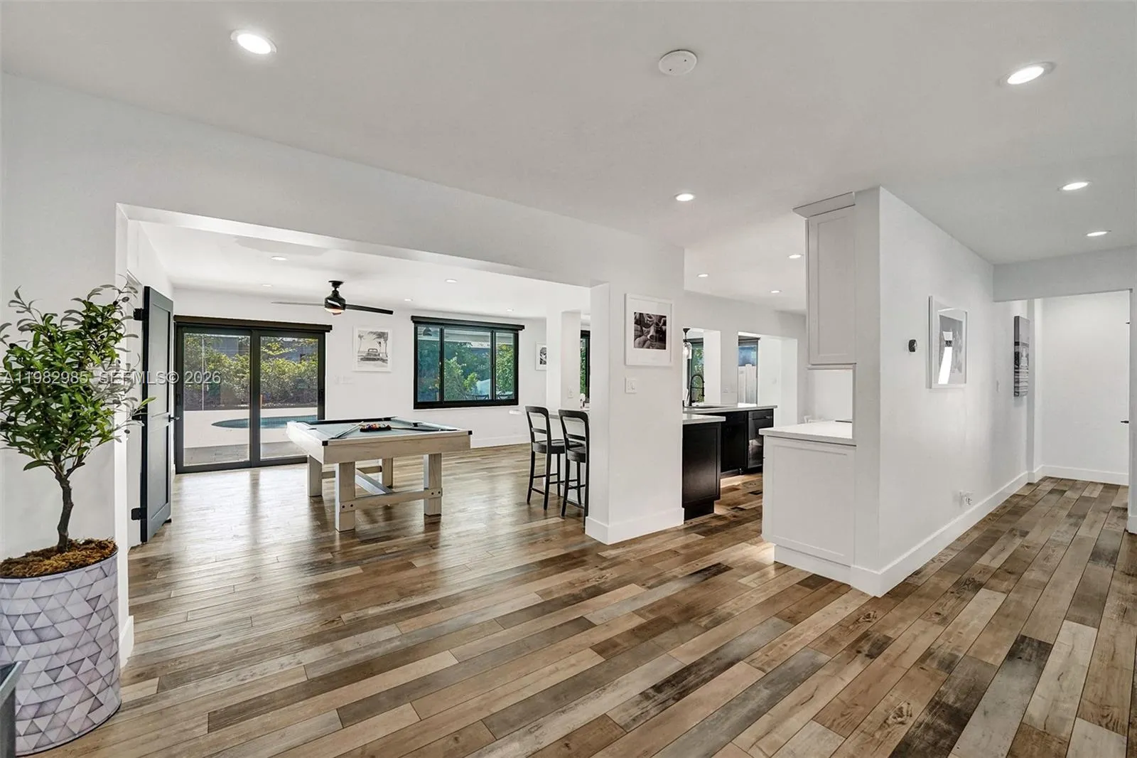 915 Nw 7th St, Dania Beach, Florida 33004, Dania Beach, Florida 33004, 4 Bedrooms Bedrooms, ,3 BathroomsBathrooms,Residential Lease,For Rent,915 Nw 7th St, Dania Beach, Florida 33004,A11982985