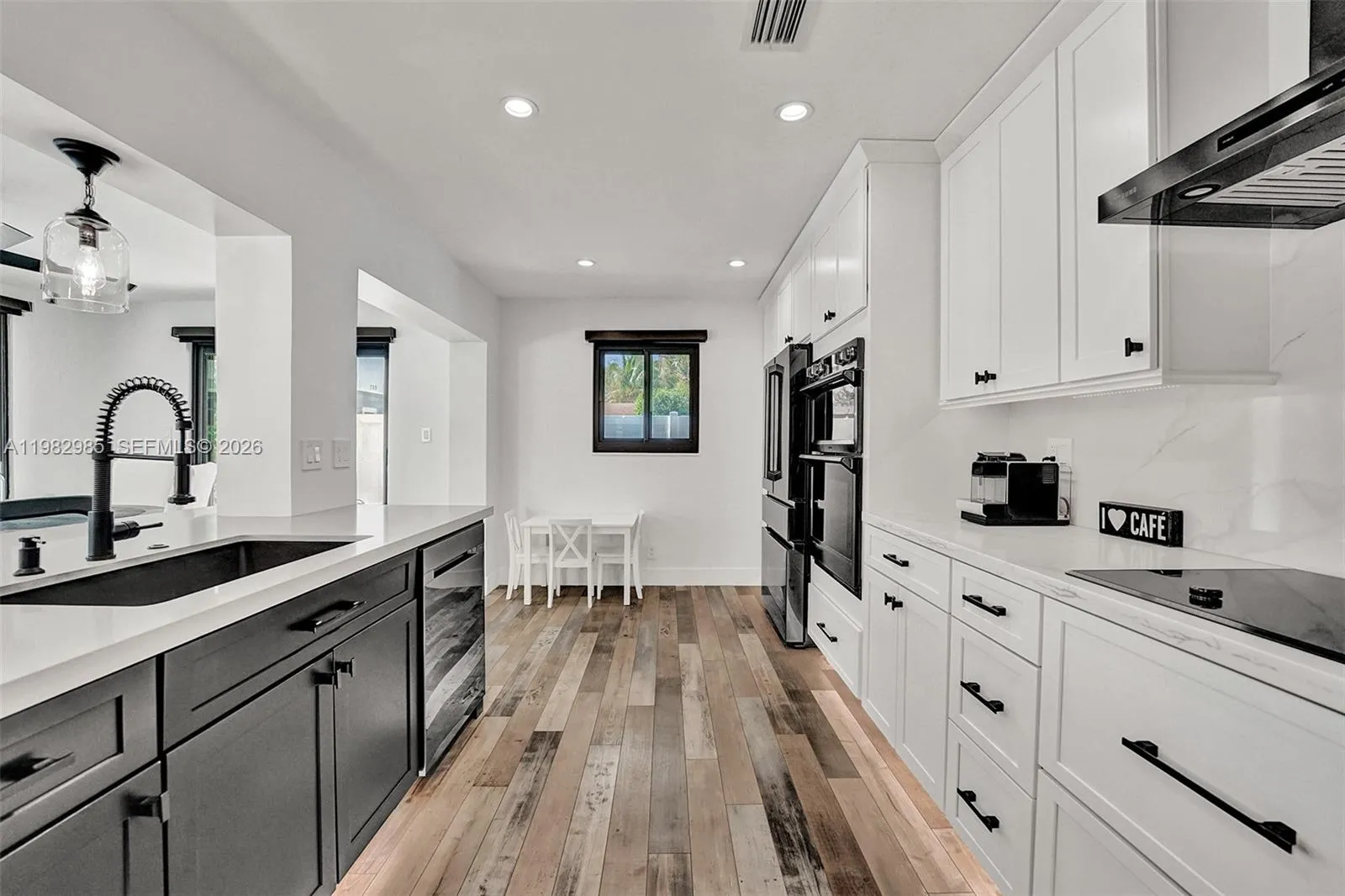 915 Nw 7th St, Dania Beach, Florida 33004, Dania Beach, Florida 33004, 4 Bedrooms Bedrooms, ,3 BathroomsBathrooms,Residential Lease,For Rent,915 Nw 7th St, Dania Beach, Florida 33004,A11982985