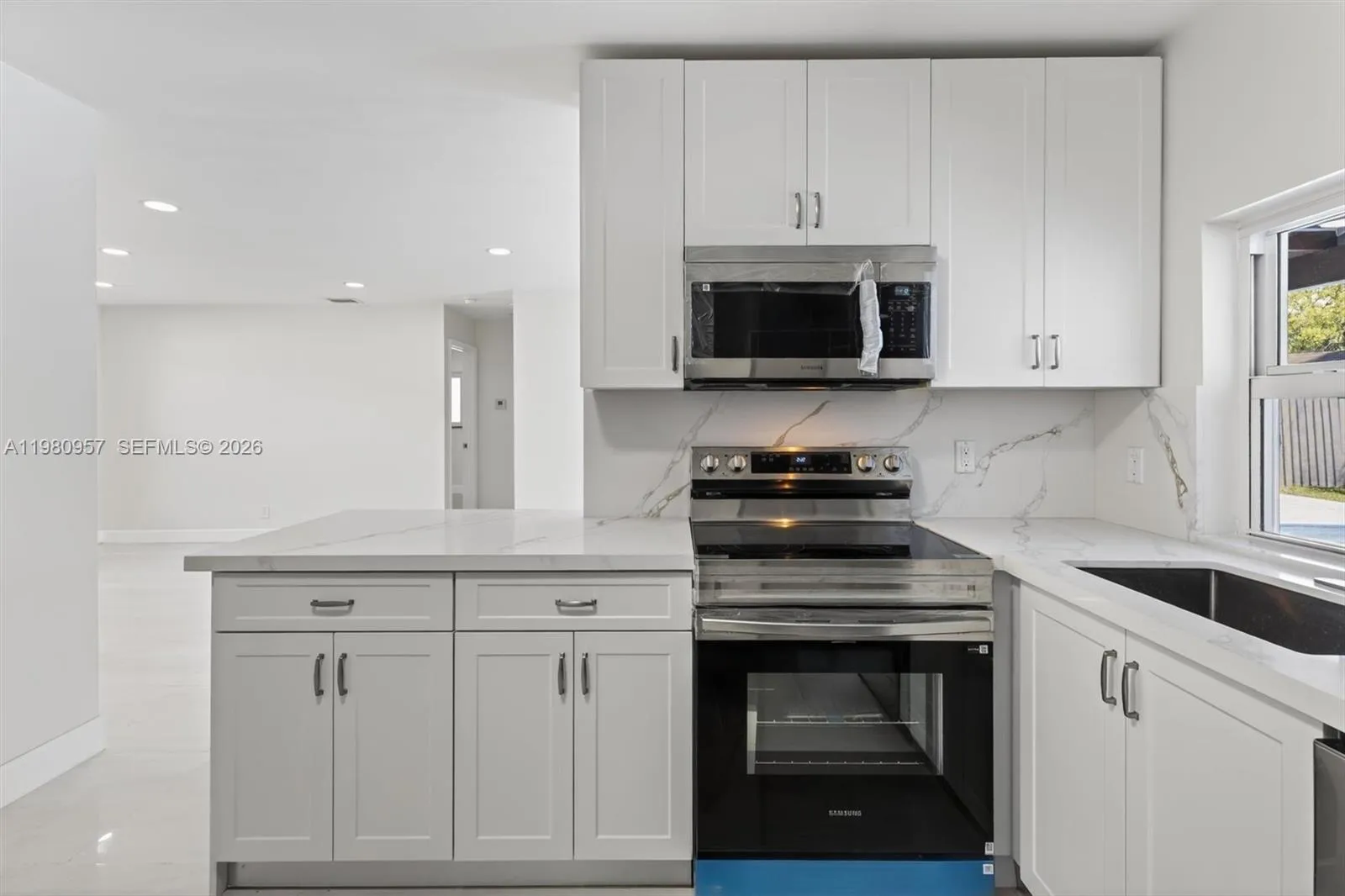 6740 Arthur St, Hollywood, Florida 33024, Hollywood, Florida 33024, 3 Bedrooms Bedrooms, ,2 BathroomsBathrooms,Residential,For Sale,6740 Arthur St, Hollywood, Florida 33024,A11980957