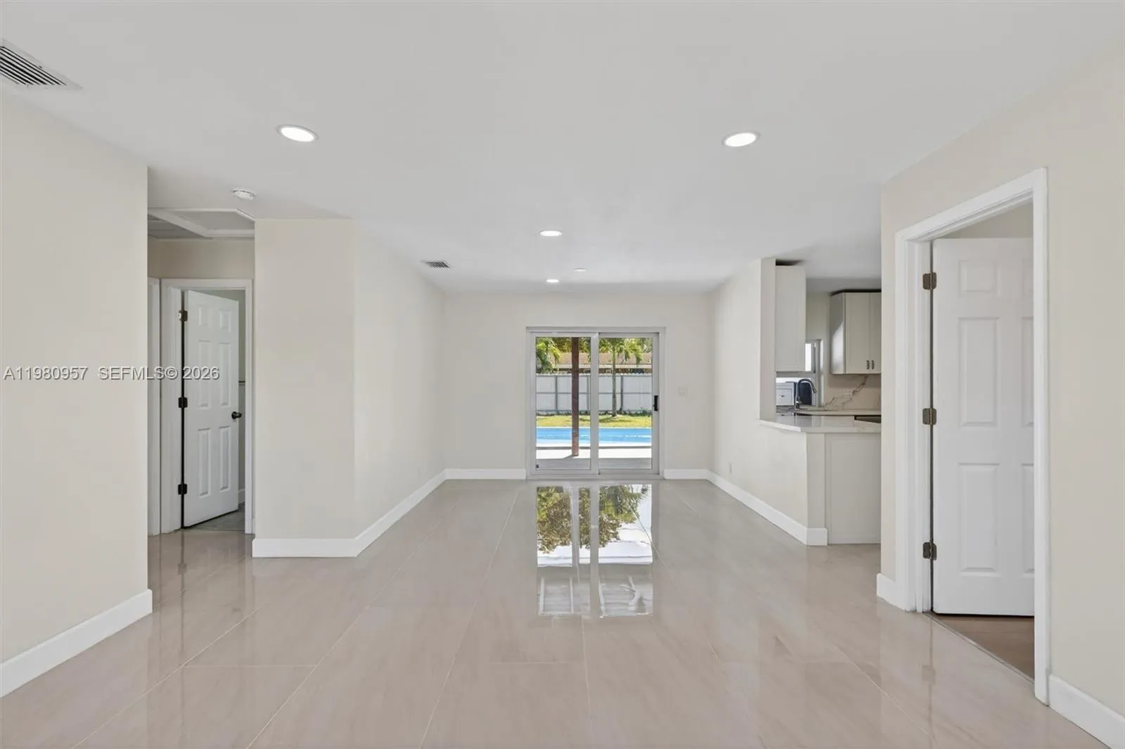 6740 Arthur St, Hollywood, Florida 33024, Hollywood, Florida 33024, 3 Bedrooms Bedrooms, ,2 BathroomsBathrooms,Residential,For Sale,6740 Arthur St, Hollywood, Florida 33024,A11980957