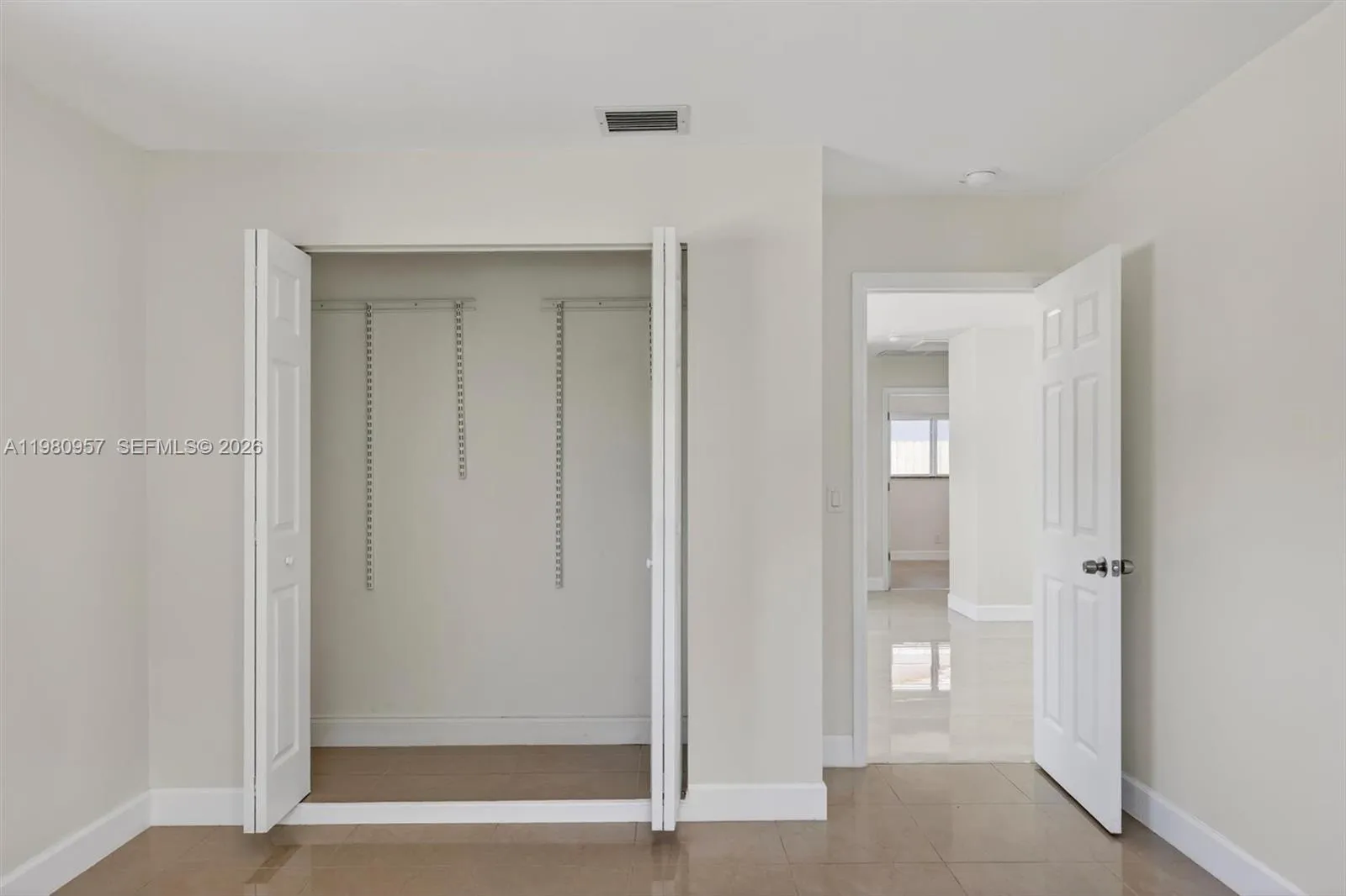 6740 Arthur St, Hollywood, Florida 33024, Hollywood, Florida 33024, 3 Bedrooms Bedrooms, ,2 BathroomsBathrooms,Residential,For Sale,6740 Arthur St, Hollywood, Florida 33024,A11980957