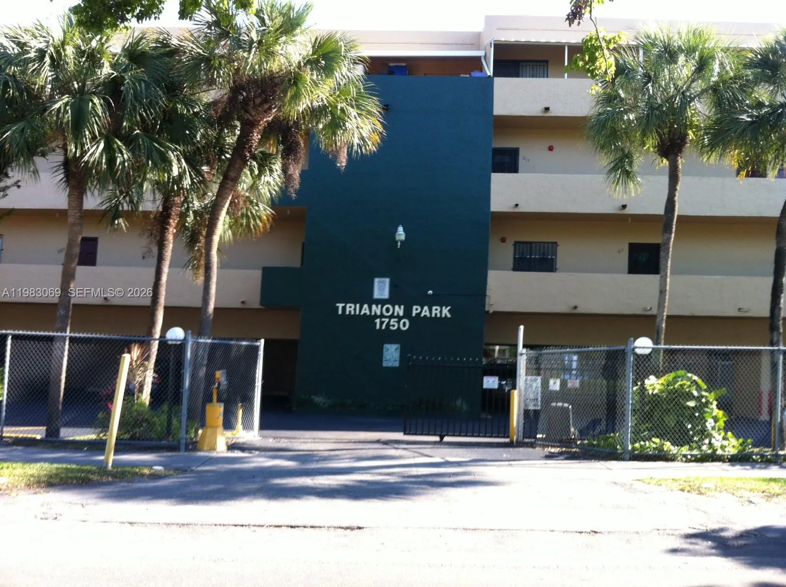 1750 W 56 St 112, Hialeah, Florida 33012, Hialeah, Florida 33012, 1 Bedroom Bedrooms, ,1 BathroomBathrooms,Residential,For Sale,1750 W 56 St 112, Hialeah, Florida 33012,A11983069