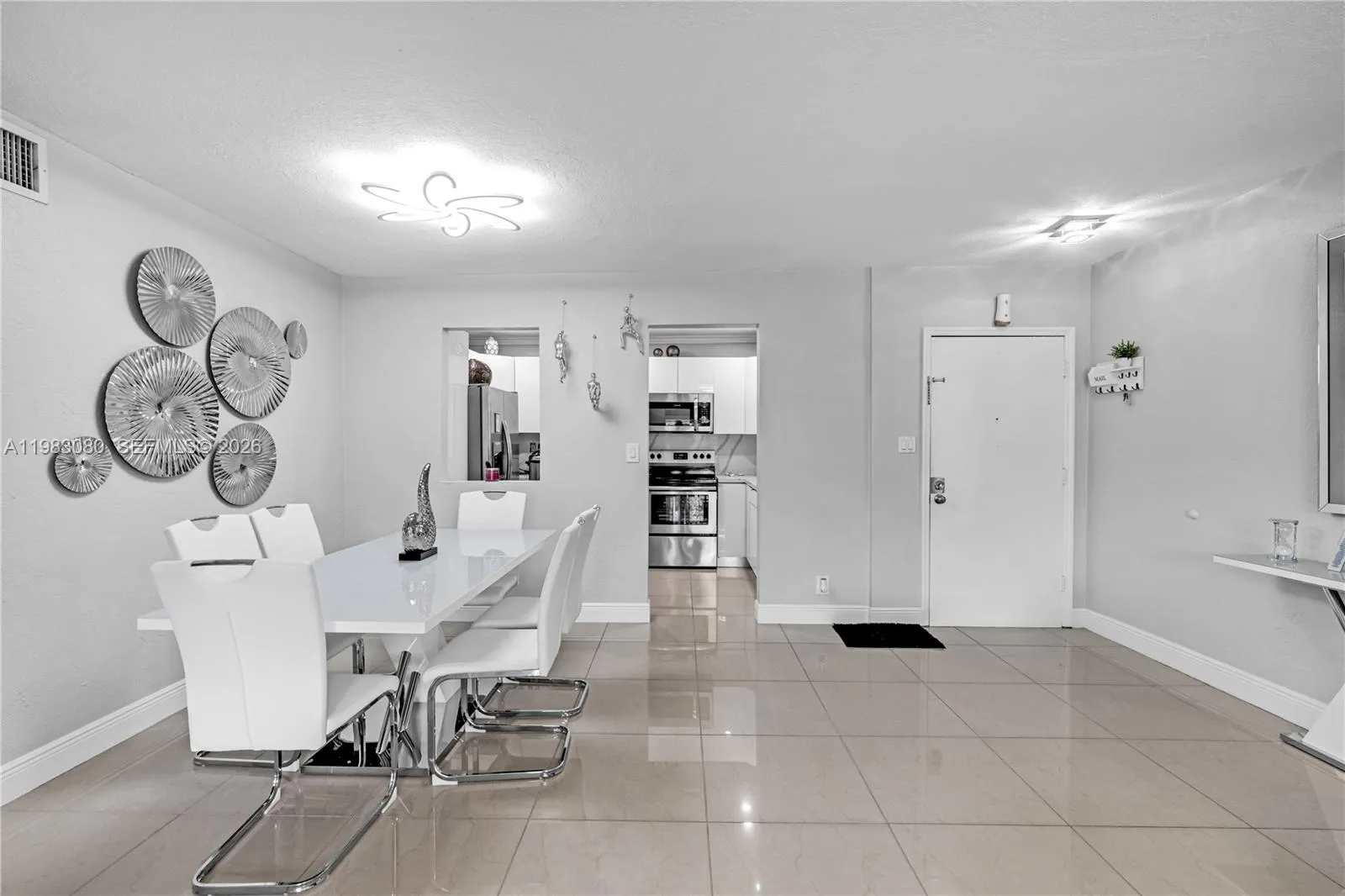 13715 Kendale Lakes Cir A-304, Miami, Florida 3318, Miami, Florida 33183, 3 Bedrooms Bedrooms, ,2 BathroomsBathrooms,Residential Lease,For Rent,13715 Kendale Lakes Cir A-304, Miami, Florida 3318,A11983080