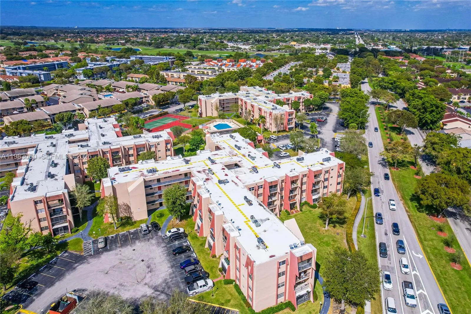 13715 Kendale Lakes Cir A-304, Miami, Florida 3318, Miami, Florida 33183, 3 Bedrooms Bedrooms, ,2 BathroomsBathrooms,Residential Lease,For Rent,13715 Kendale Lakes Cir A-304, Miami, Florida 3318,A11983080