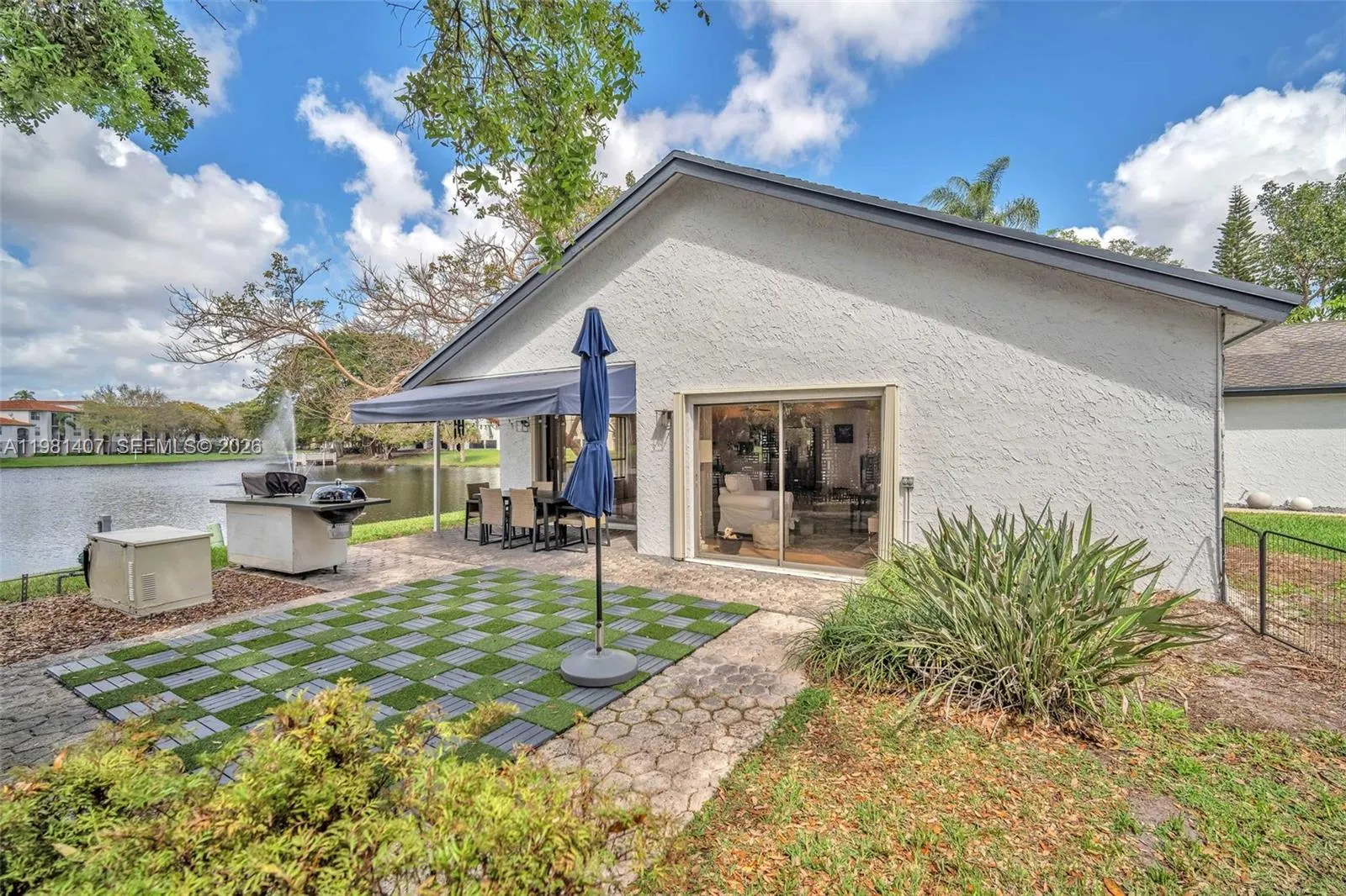 211 Sw 87th Ter, Plantation, Florida 33324, Plantation, Florida 33324, 3 Bedrooms Bedrooms, ,2 BathroomsBathrooms,Residential,For Sale,211 Sw 87th Ter, Plantation, Florida 33324,A11981407