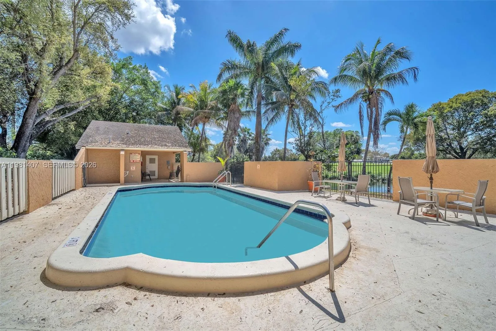 211 Sw 87th Ter, Plantation, Florida 33324, Plantation, Florida 33324, 3 Bedrooms Bedrooms, ,2 BathroomsBathrooms,Residential,For Sale,211 Sw 87th Ter, Plantation, Florida 33324,A11981407
