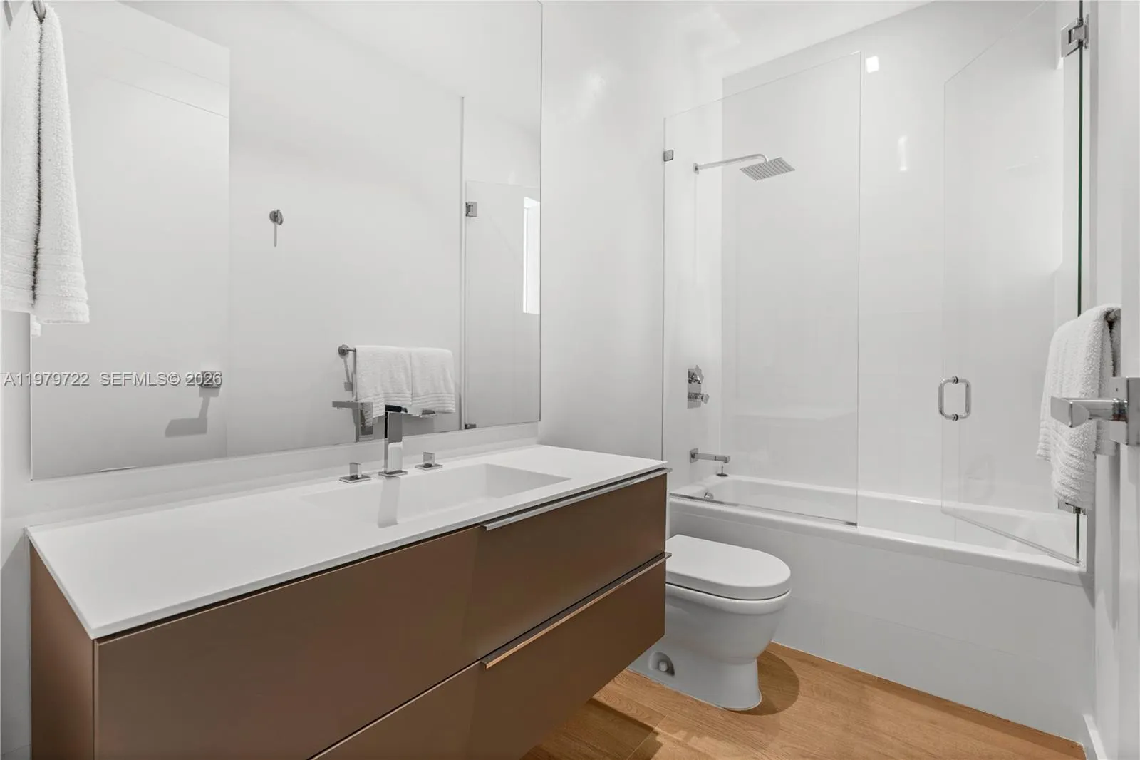 3276 Day Ave 3276, Miami, Florida 33133, Miami, Florida 33133, 3 Bedrooms Bedrooms, ,2 BathroomsBathrooms,Residential Lease,For Rent,3276 Day Ave 3276, Miami, Florida 33133,A11979722