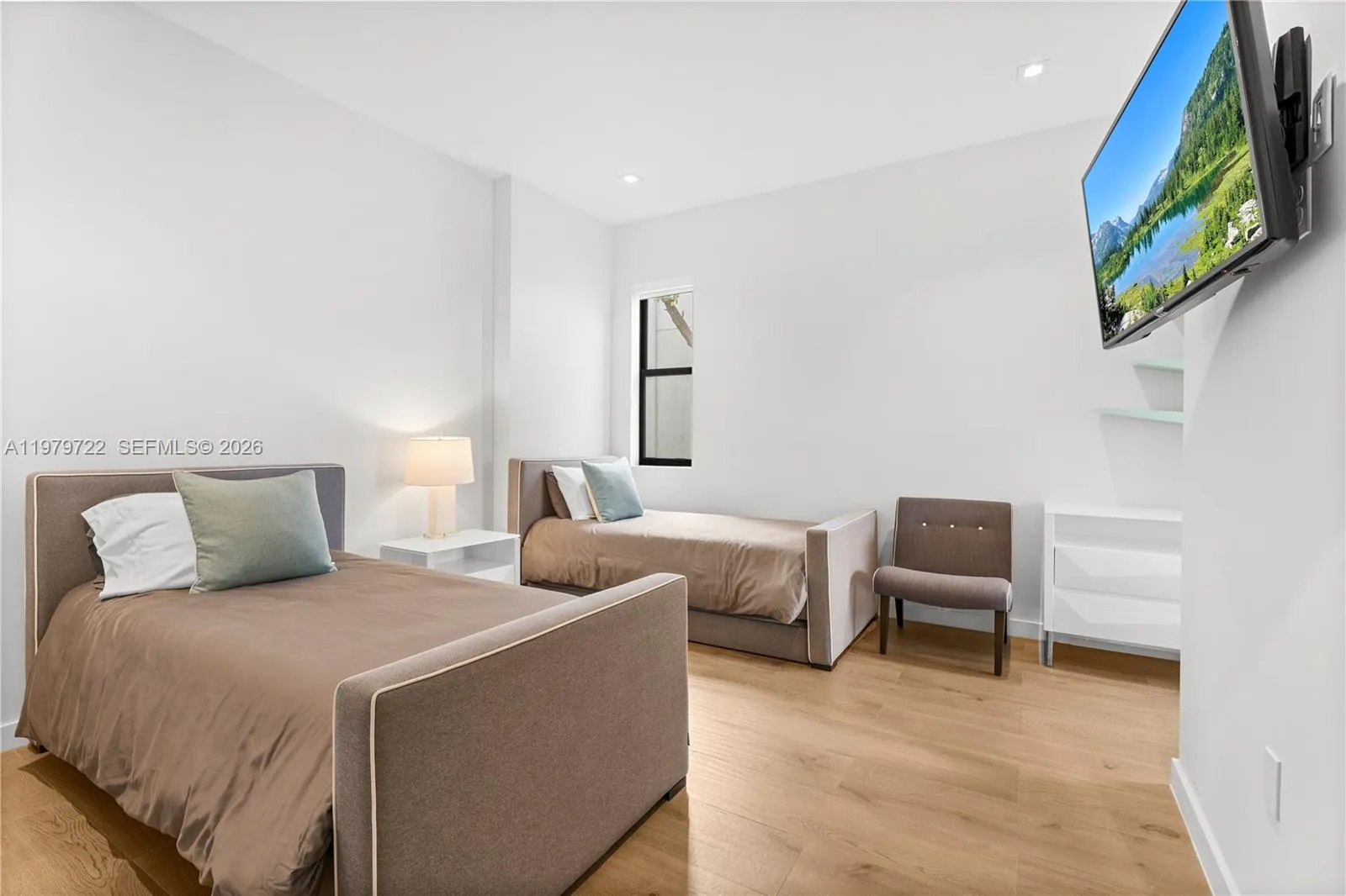 3276 Day Ave 3276, Miami, Florida 33133, Miami, Florida 33133, 3 Bedrooms Bedrooms, ,2 BathroomsBathrooms,Residential Lease,For Rent,3276 Day Ave 3276, Miami, Florida 33133,A11979722