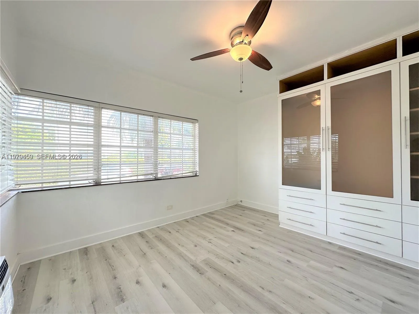 840 10th St 10, Miami Beach, Florida 33139, Miami Beach, Florida 33139, 2 Bedrooms Bedrooms, ,1 BathroomBathrooms,Residential Lease,For Rent,840 10th St 10, Miami Beach, Florida 33139,A11979459